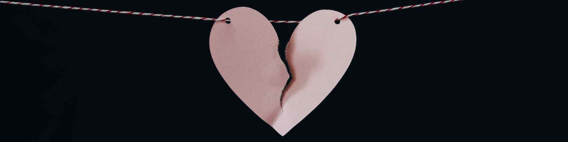 Gebrochenes Herz und Heimsuchung