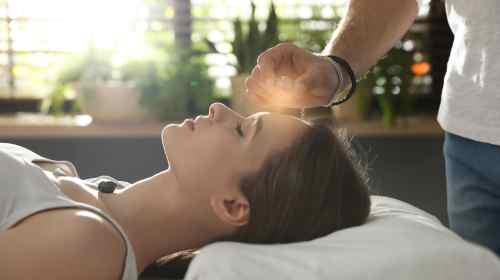 Können spirituelle Praktiken zu einer Heimsuchung führen?